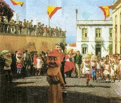 Gigantes y cabezudos en las Fiestas de San Miguel de Tazacorte del año 1968.