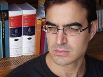 Pablo Martín Carbajal, novelista tinerfeño, autor de la novela Tú eres azul cobalto.